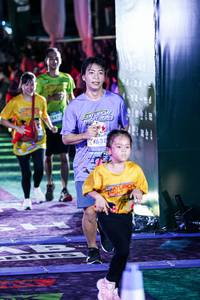 BIB: 
                            <button type="button" onclick="openModal(26332718)" class="btn btn-primary btn-sm float-right btn-popup" data-toggle="modal" data-target=".modal-high-quality">
                        <i class="fas fa-shopping-cart"></i> Add to Cart
                    </button>
                                            <button type="button" onclick="isThisMe(26332718, true)" class="btn btn-success btn-sm float-right btn-popup btn-isme hidden" data-toggle="tooltip" data-placement="bottom" title="นี่คือรูปของคุณใช่ไหม คลิกที่นี่เพื่อเอาเข้าอัลบั้ม">
                        <i class="fas fa-plus"></i> Add to album
                    </button>
                    <button type="button" onclick="isThisMe(26332718, false)" class="btn btn-warning btn-sm float-right btn-popup btn-isnotme hidden">
                        <i class="fas fa-ban"></i> Remove from album
                    </button>